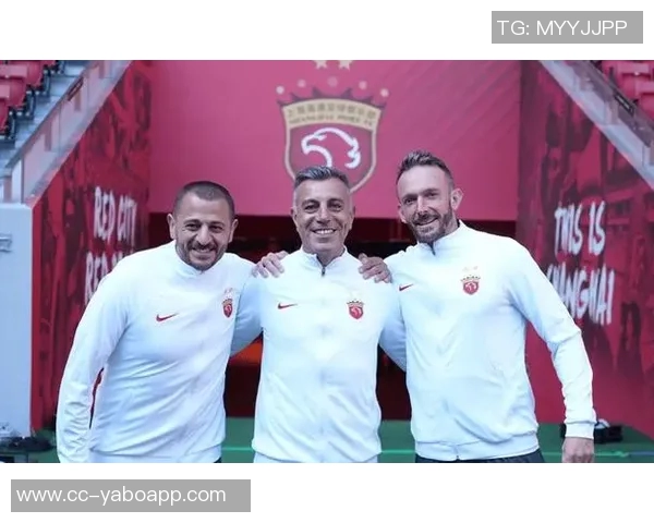 川媒曝蓉城即将官宣约翰阿洛伊西续约韦世豪李扬等国脚引发关注