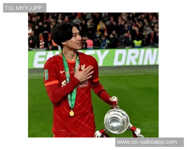 法甲官方祝福南野拓实期待他赛季复出并参与世界杯盛事